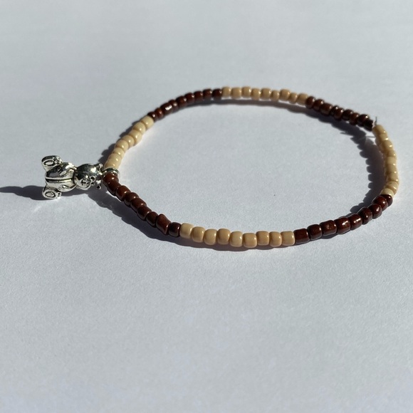 Hand Crafted Bead Bracelet Teddy Bear Charm - Picture 1 of 5